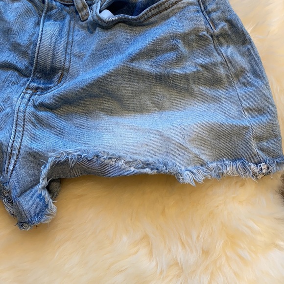 Pink Victoria’s Secret high waisted shorts size 2 - Picture 9 of 9